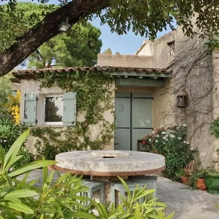 Renovee Avec Vue Mer, 6 Pieces, 8 Couchages, Plancha, Parking, Terrasse Spacieuse, Aiguebelle - Fr-1-251-577 Holiday home Le Lavandou