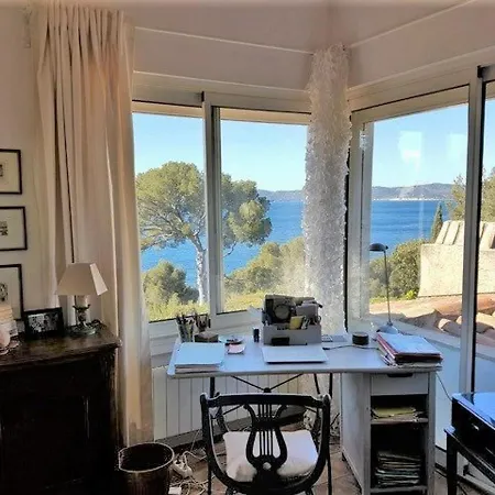 Holiday home Renovee Avec Vue Mer, 6 Pieces, 8 Couchages, Plancha, Parking, Terrasse Spacieuse, Aiguebelle - Fr-1-251-577 Le Lavandou